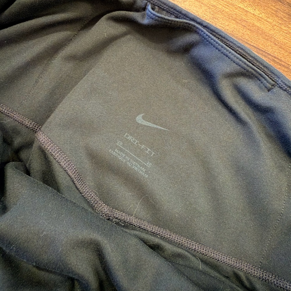 NIKE Dri-Fit Leggings - Picture 4 of 4